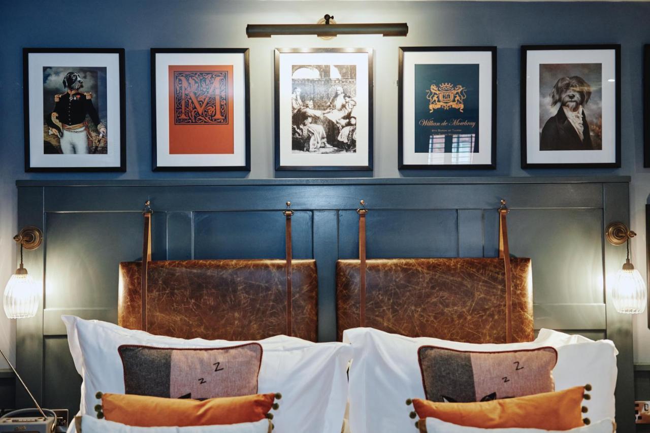 Kings Arms - Egham-Windsor Hotel Buitenkant foto